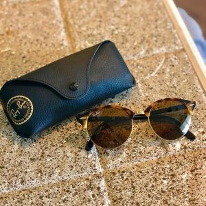Women’s Ray Ban Sunglasses - Brown